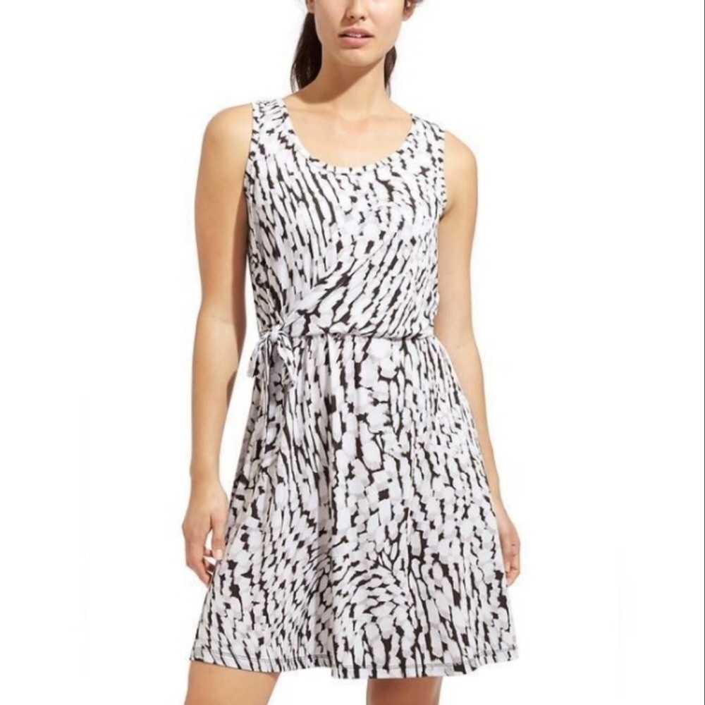Athleta Sweet Saturday Faux Wrap Dress. Size Large